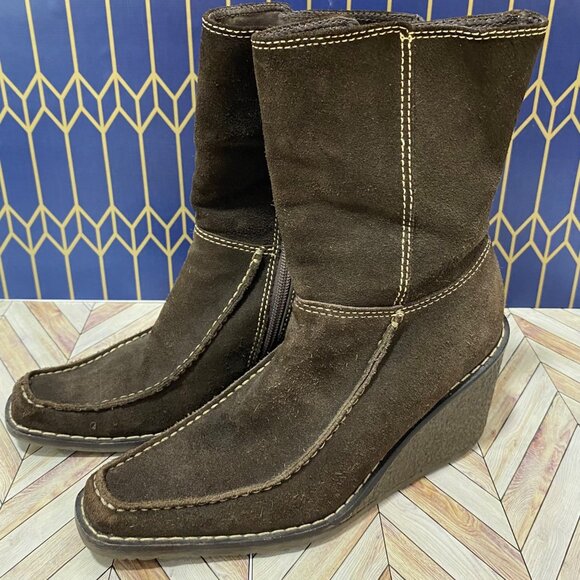 STL Brown Mid-Calf Suede Wedge Heel Boots With Stitch Detail & Side Zipper Size - Picture 4 of 9